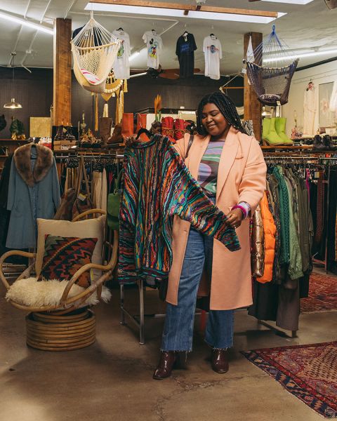 Antique Clothes Store: Ultimate Guide To Buying Vintage